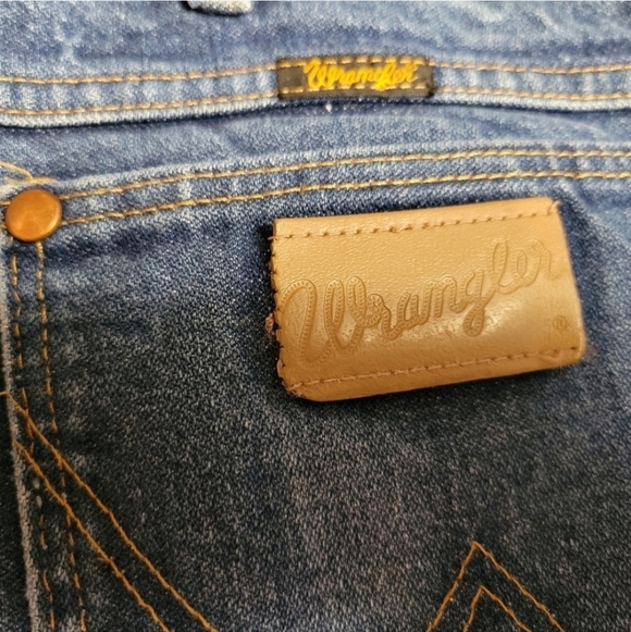 2‎ pairs Wrangler Cowboy Cut 13MWZ Jeans 33x34 Denim Classic Western blue jeans - Picture 4 of 15
